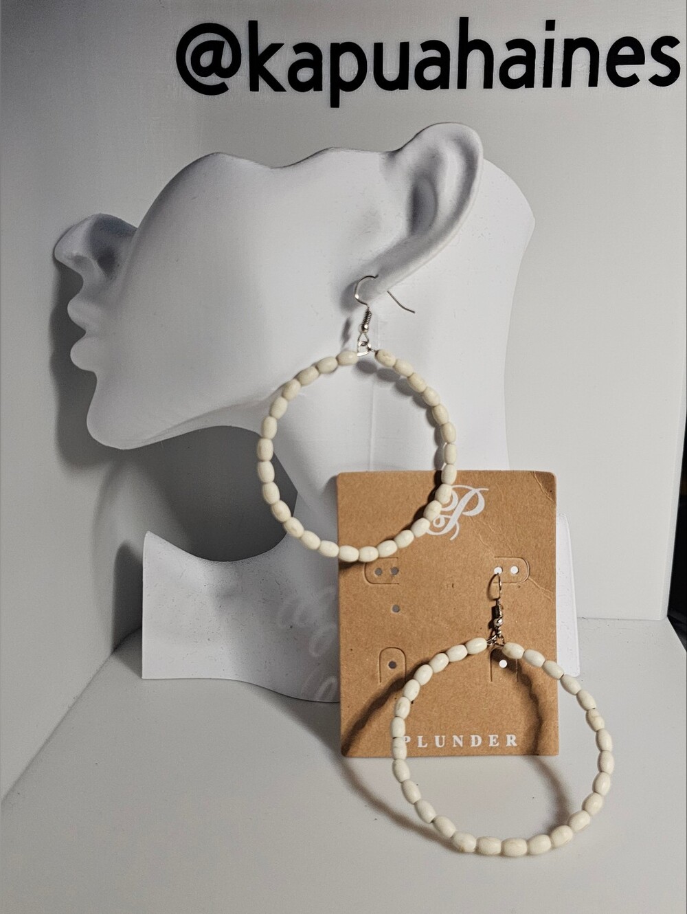 Plunder Ivory Beaded Bohemian-style Hoop Earrings